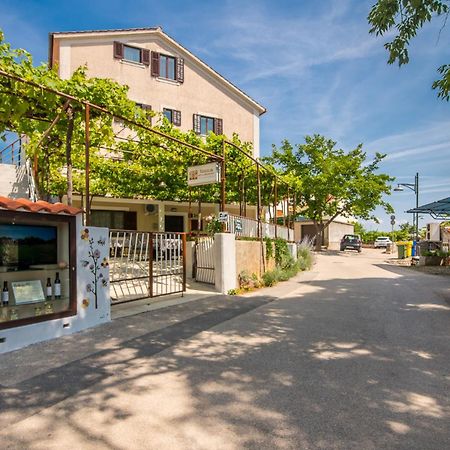B&B Segulja Malinska Exterior photo