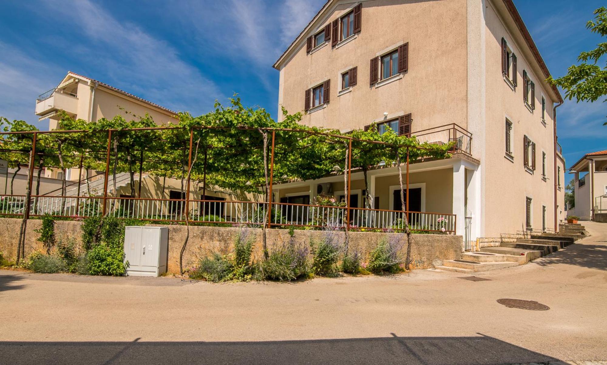 B&B Segulja Malinska Exterior photo